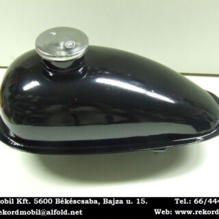 Dongó Motor Tank (Tanksapkával)